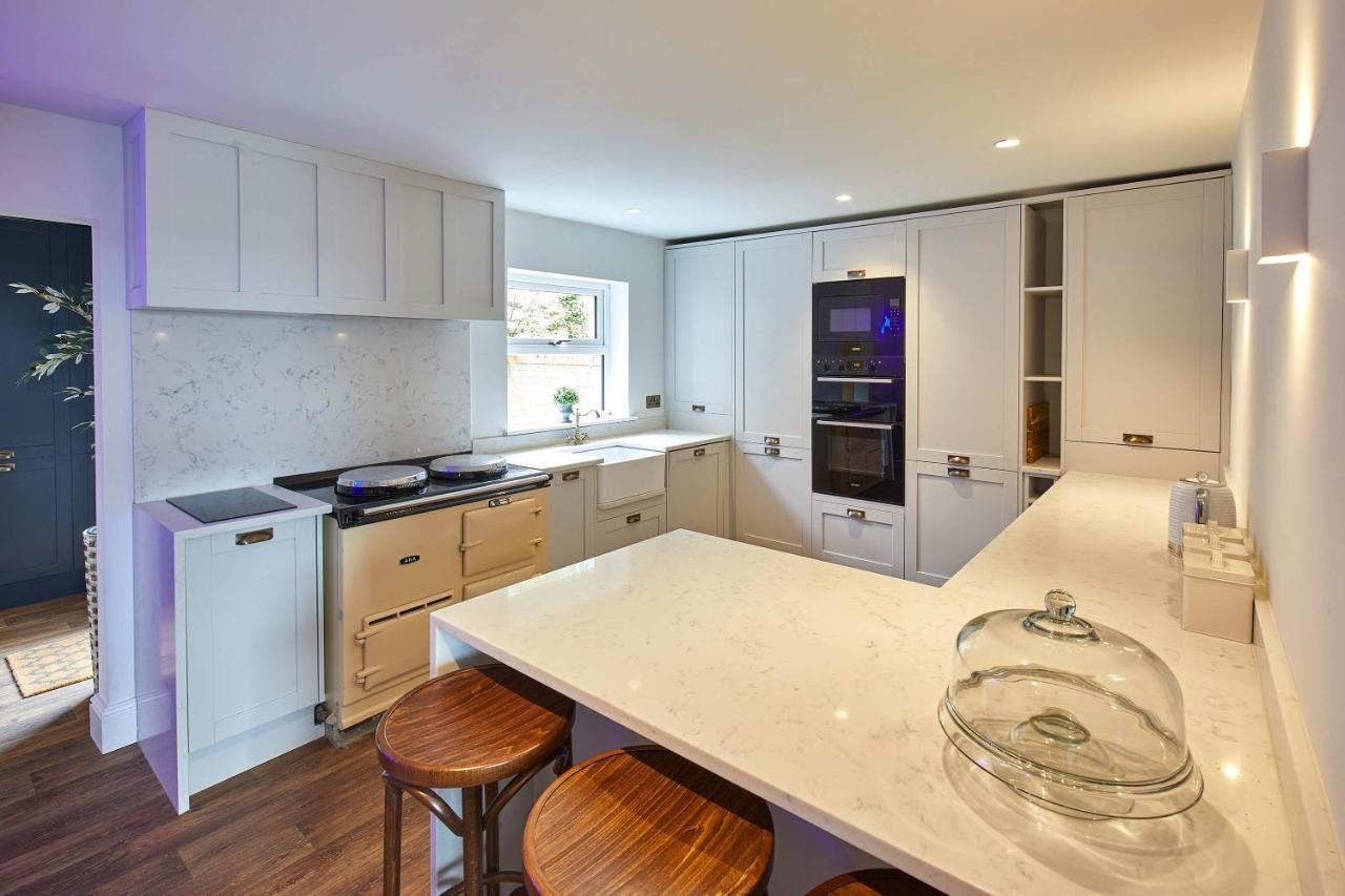 Host & Stay - Graham Close Holiday Homes Scarborough Bagian luar foto