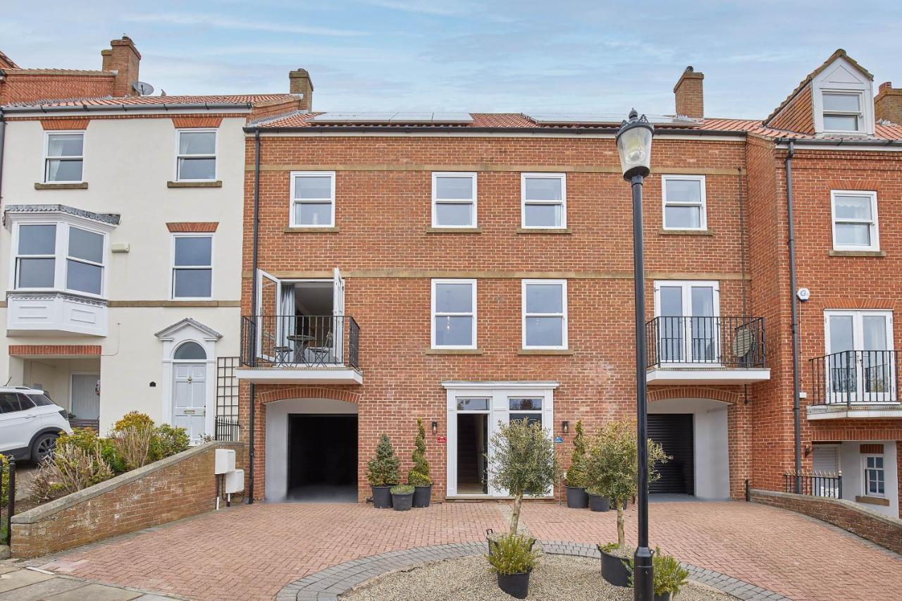 Host & Stay - Graham Close Holiday Homes Scarborough Bagian luar foto